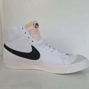 Nike Men's White and Black High-Top Sneakers, NWOT